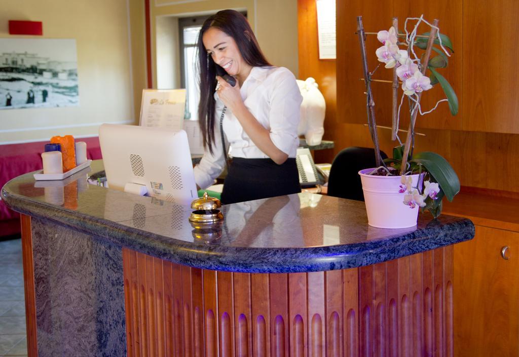 Hotel La Fenice Lignano Sabbiadoro Ngoại thất bức ảnh
