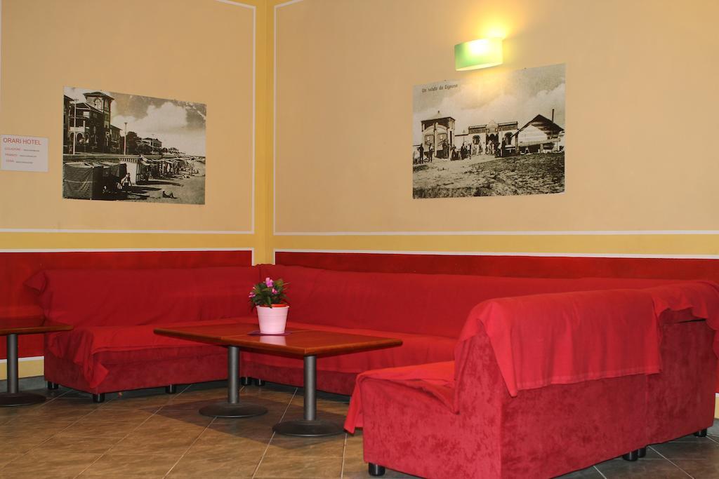 Hotel La Fenice Lignano Sabbiadoro Ngoại thất bức ảnh